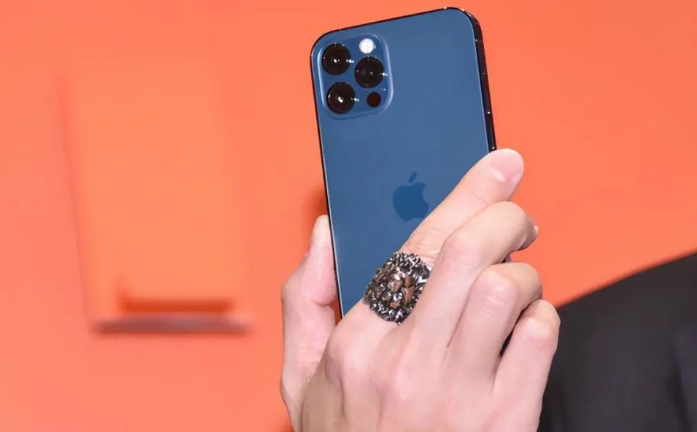 阳山苹果手机维修分享iPhone12系列重启方法教程 